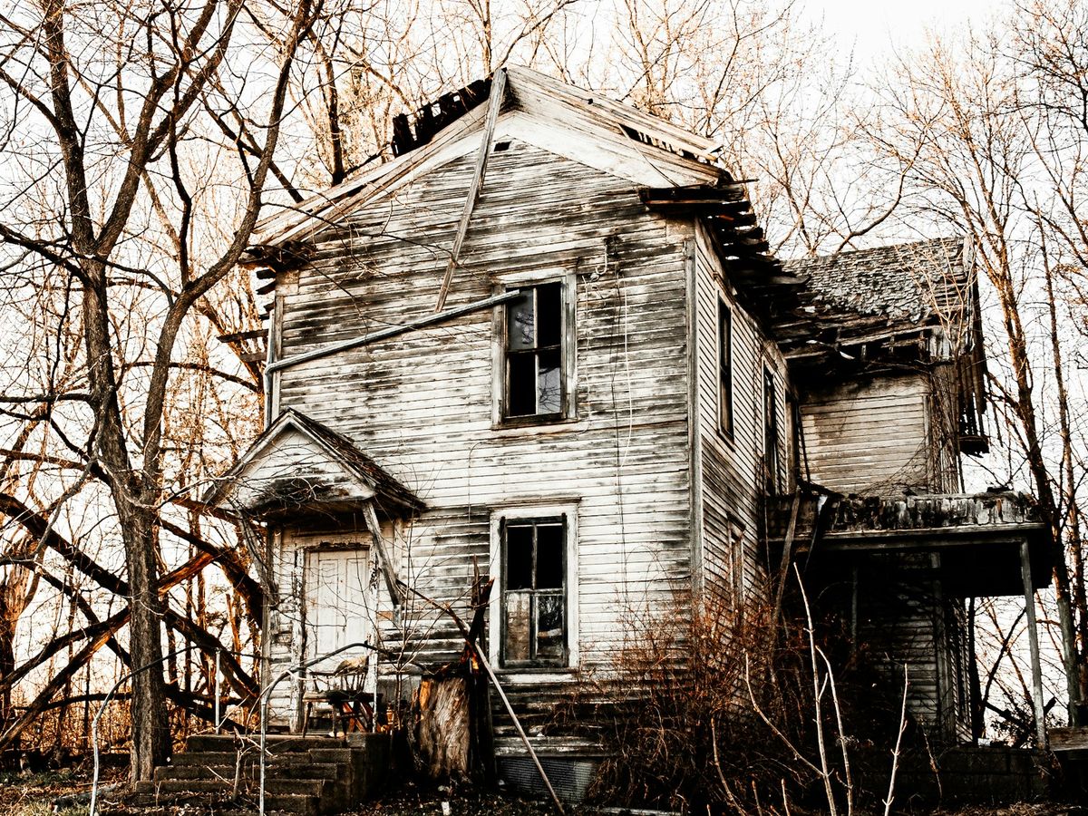 An abandoned farmhouse