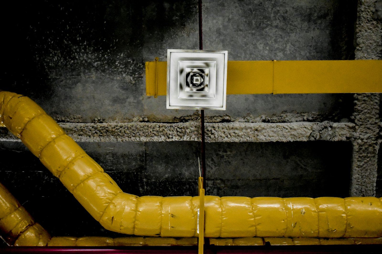 A ventilation duct and diffuser